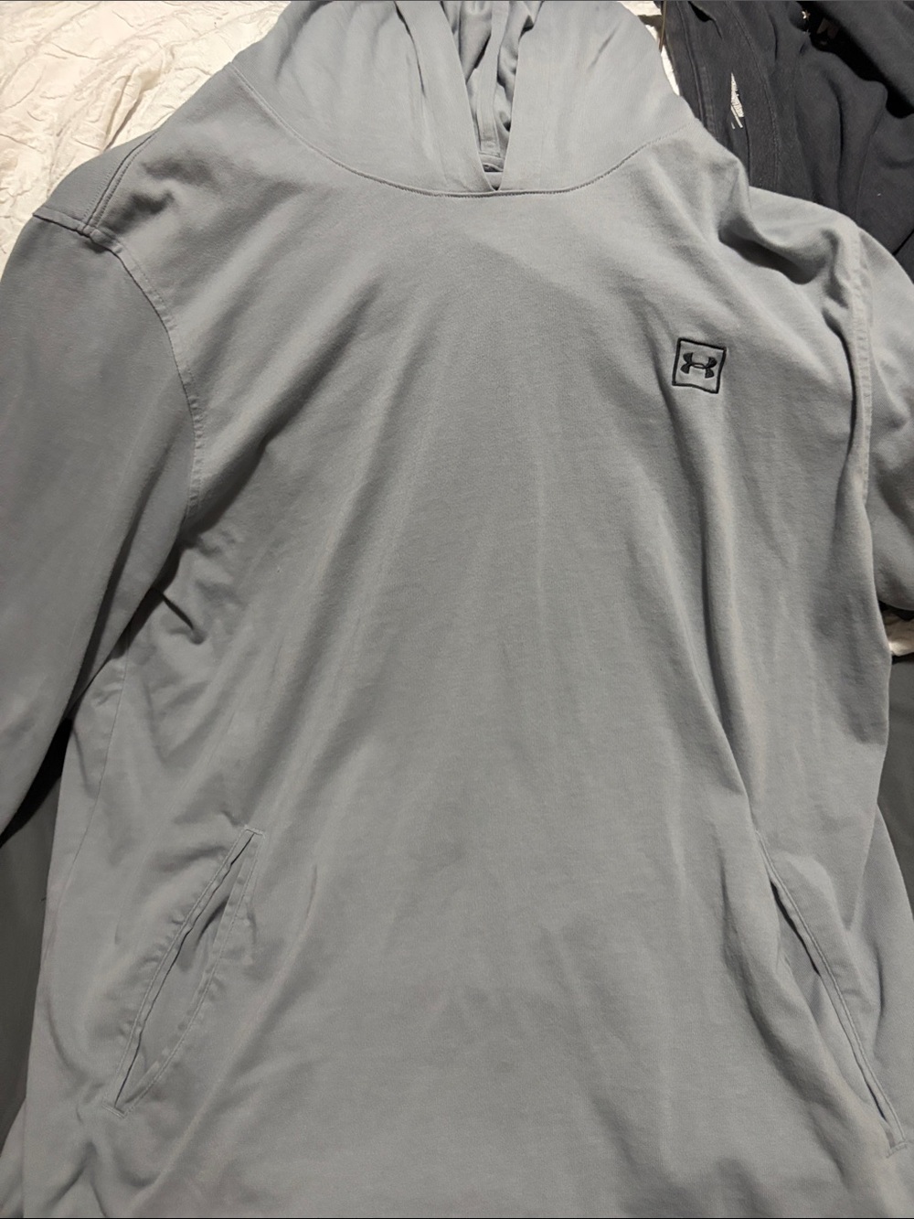Under Armour Men's Hooded Pullover in Light Gray